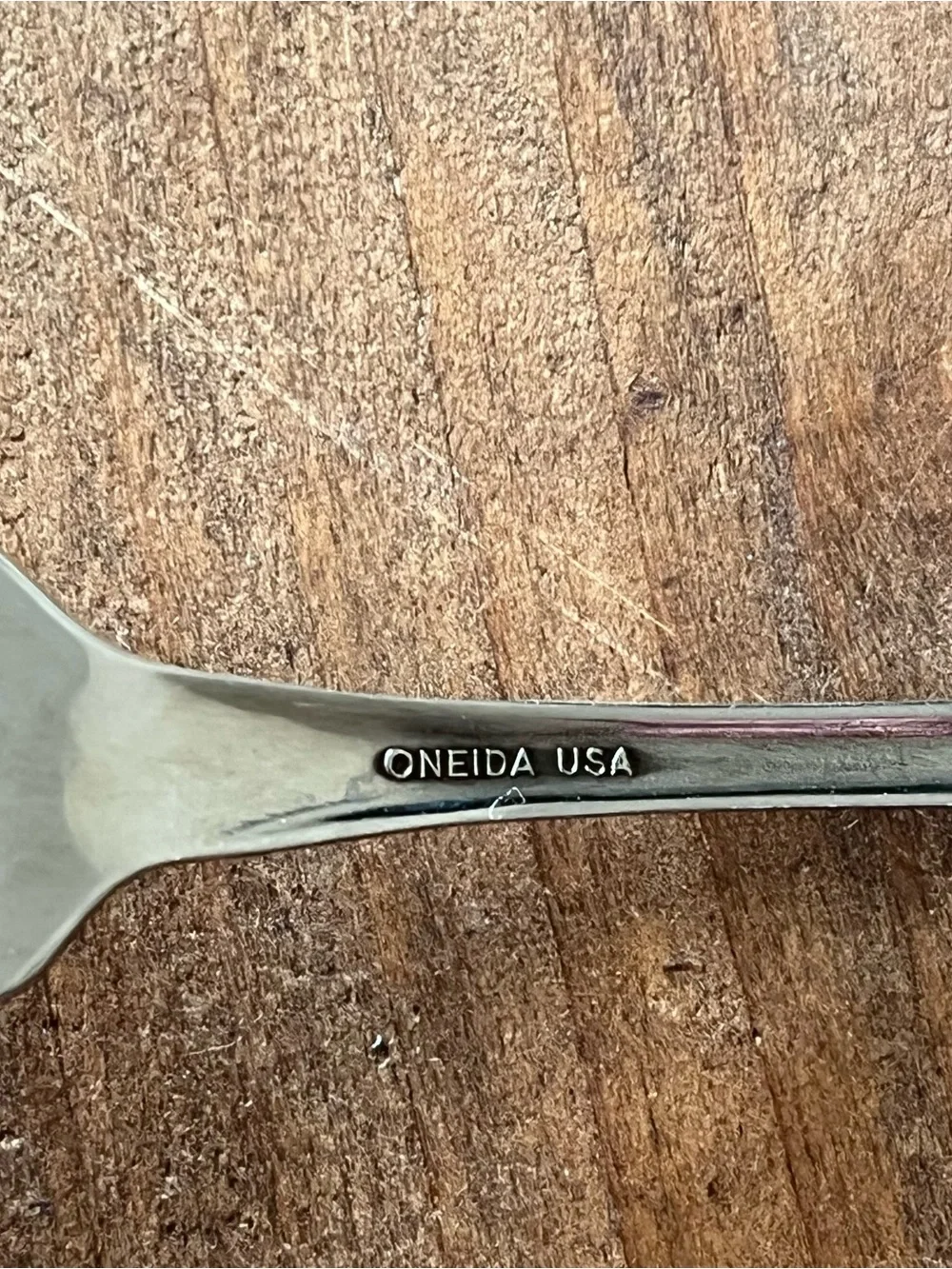 Set of 4 Oneida USA Stainless CHATEAU Salad Forks